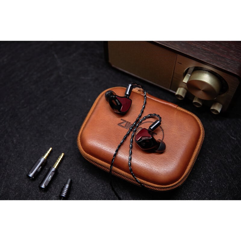 ZiiGaat x Fresh Reviews Arete II - Red(2026年4月3日発売予定)