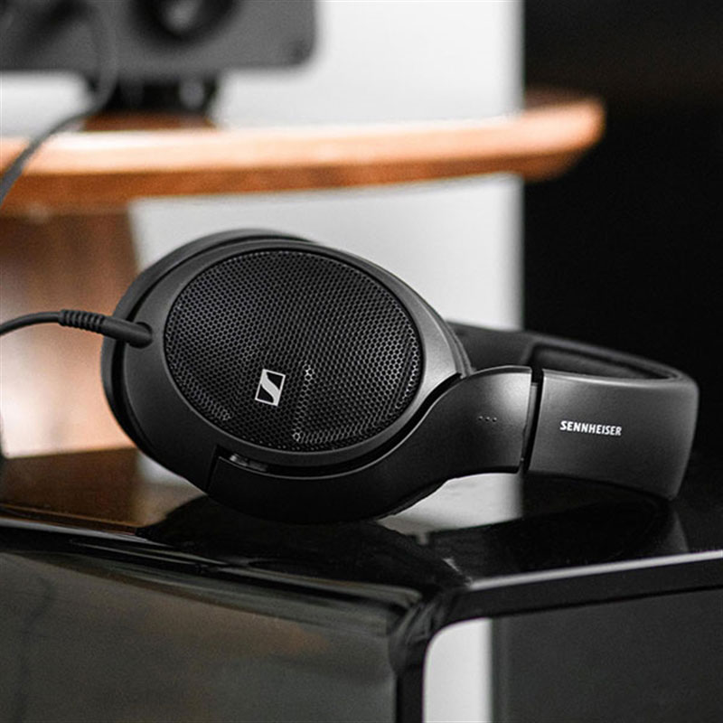 HD560S