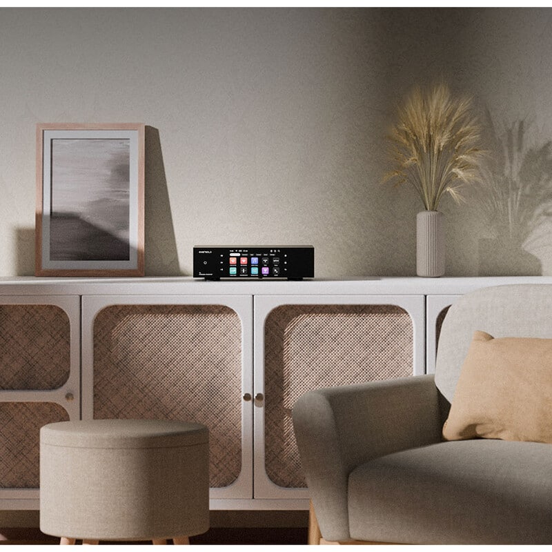 T8（2025年12月10日発売予定）