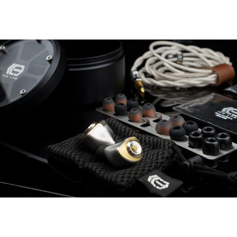 SPECTRUMICA(2025年11月15日発売予定)