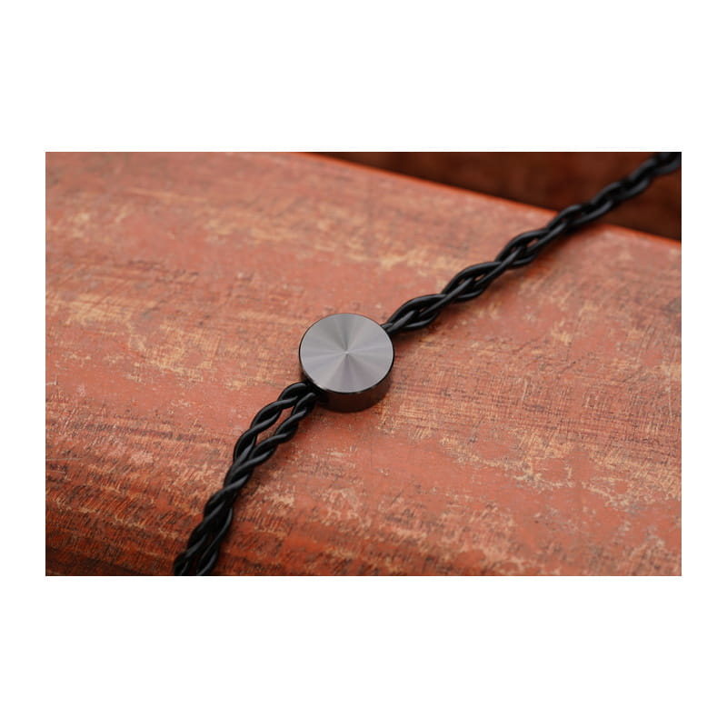 3T-154 Black