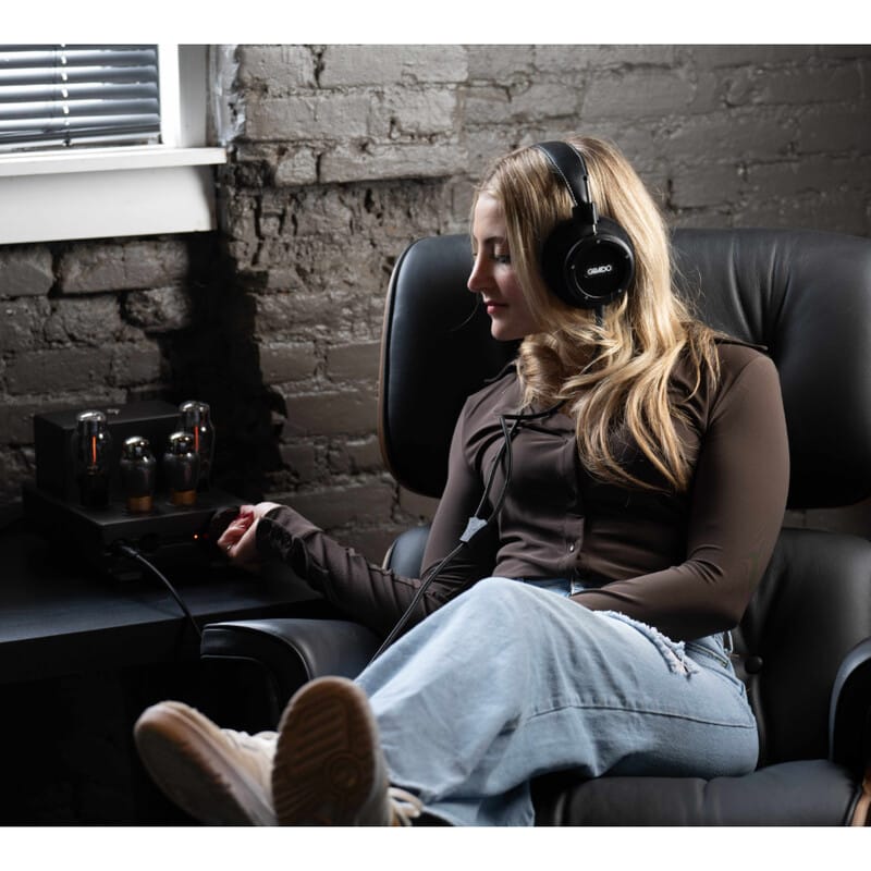 Signature S750(2025年12月12日発売予定)