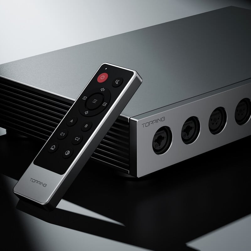 A900(2025年11月14日発売予定)