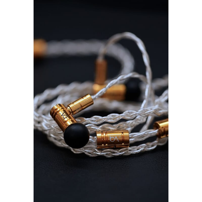 Initium Uno [BEA-2458]（2025年12月24日発売予定）