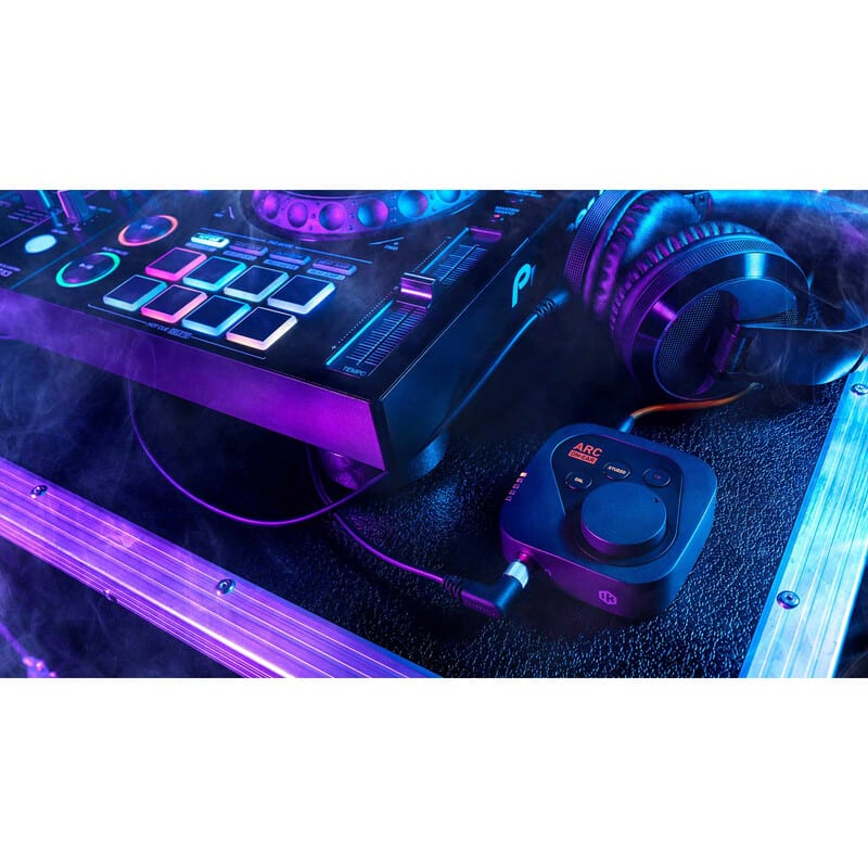 ARC ON・EAR 初回限定版（2025年10月下旬発売予定）