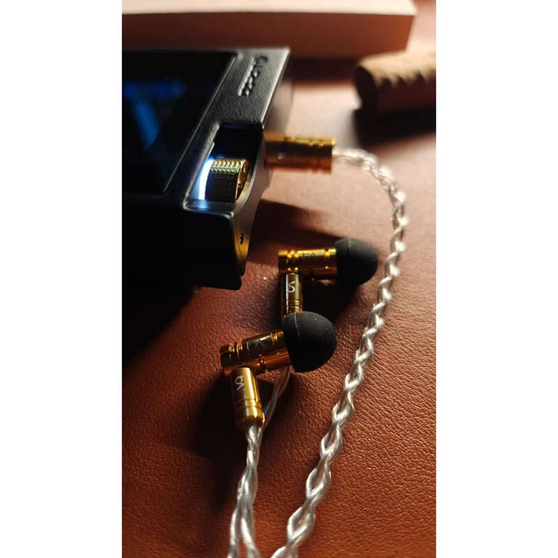 Initium Uno [BEA-2458]（2025年12月24日発売予定）