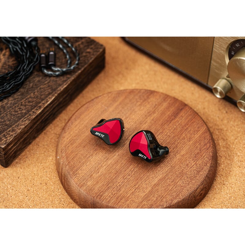 ZiiGaat x Fresh Reviews Arete II - Red(2026年4月3日発売予定)