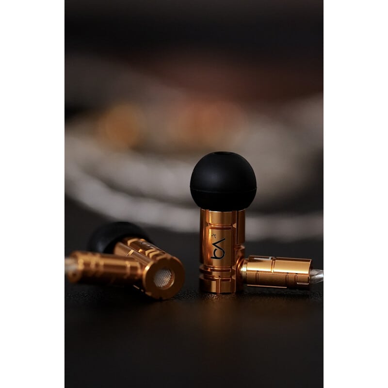 Initium Uno [BEA-2458]（2025年12月24日発売予定）