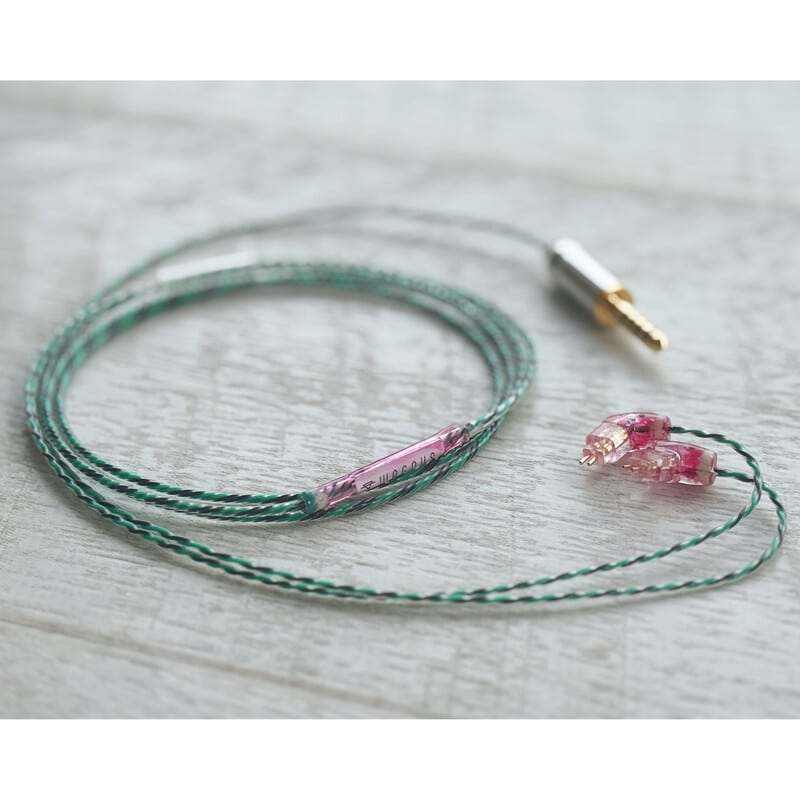 Watermelon Lily / 4.4mm 5極 AEC製 金メッキプラグ / Custom 2pin / ロゴ＆イヤーコネクタアートワーク