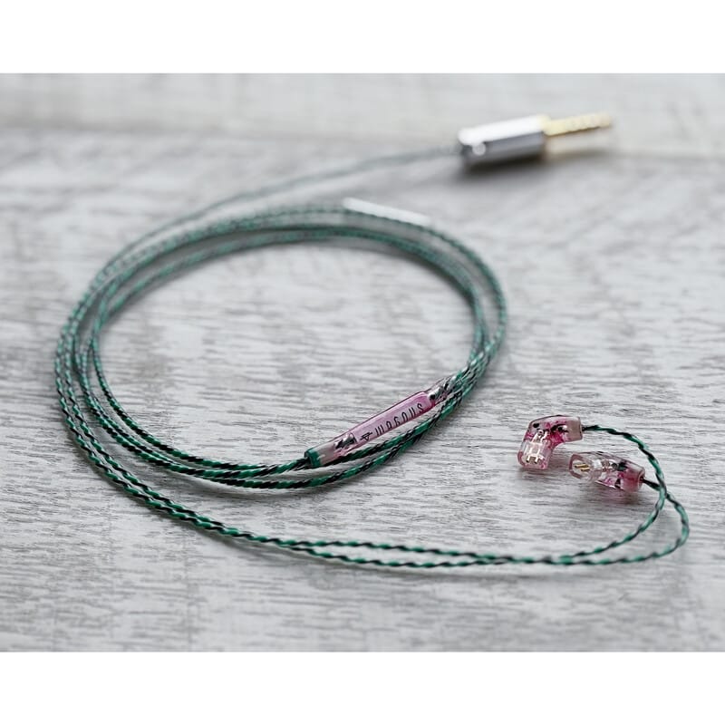 Watermelon Lily / 4.4mm 5極 AEC製 金メッキプラグ / qdc / ロゴ＆イヤーコネクタアートワーク