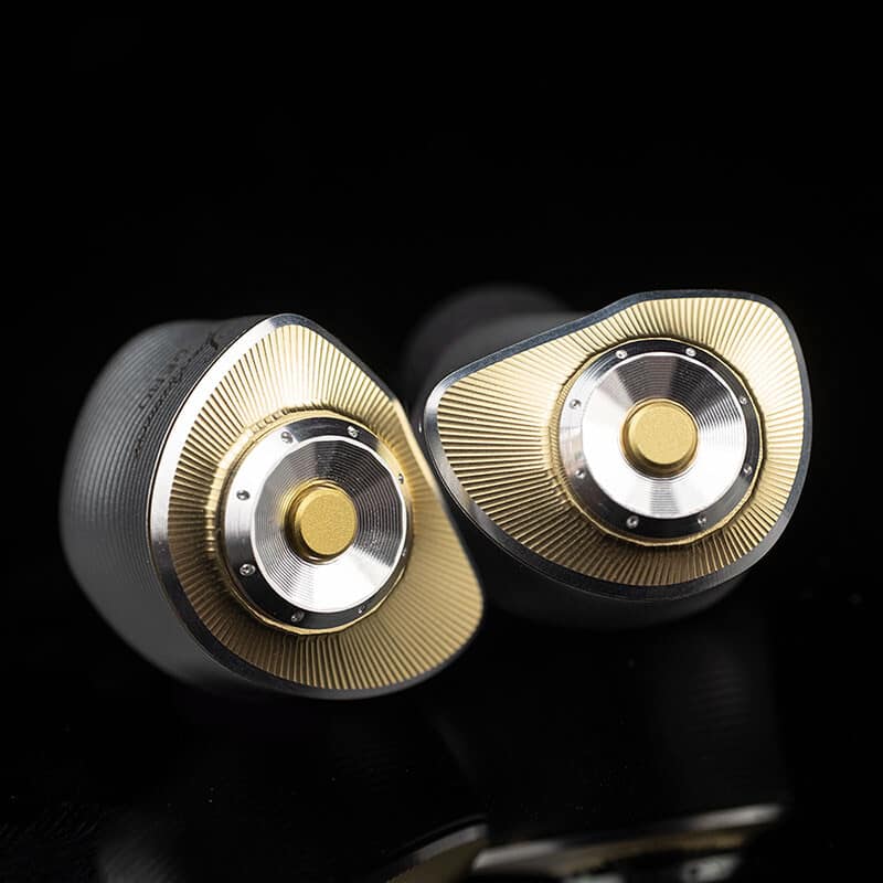 SPECTRUMICA(2025年11月15日発売予定)