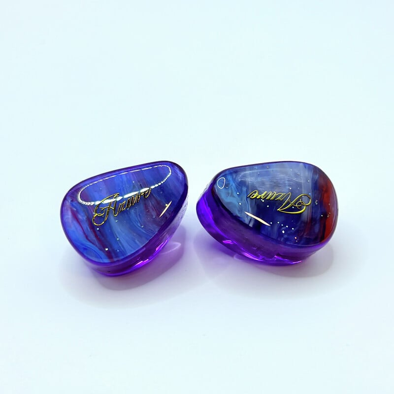 Azure（2025年12月12日発売予定）