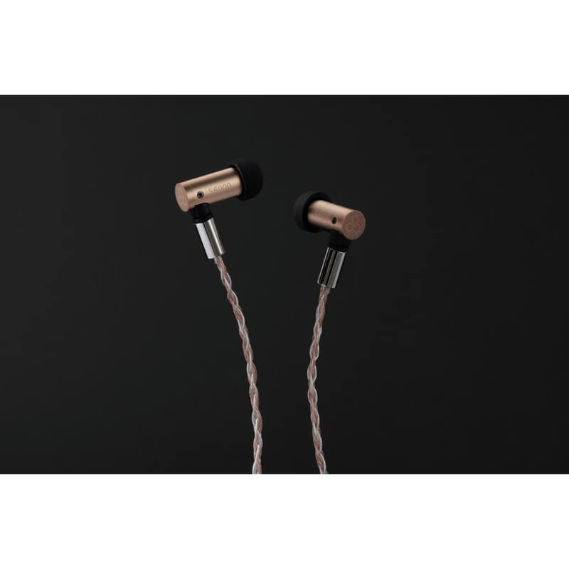 S6000（2025年12月19日発売予定）