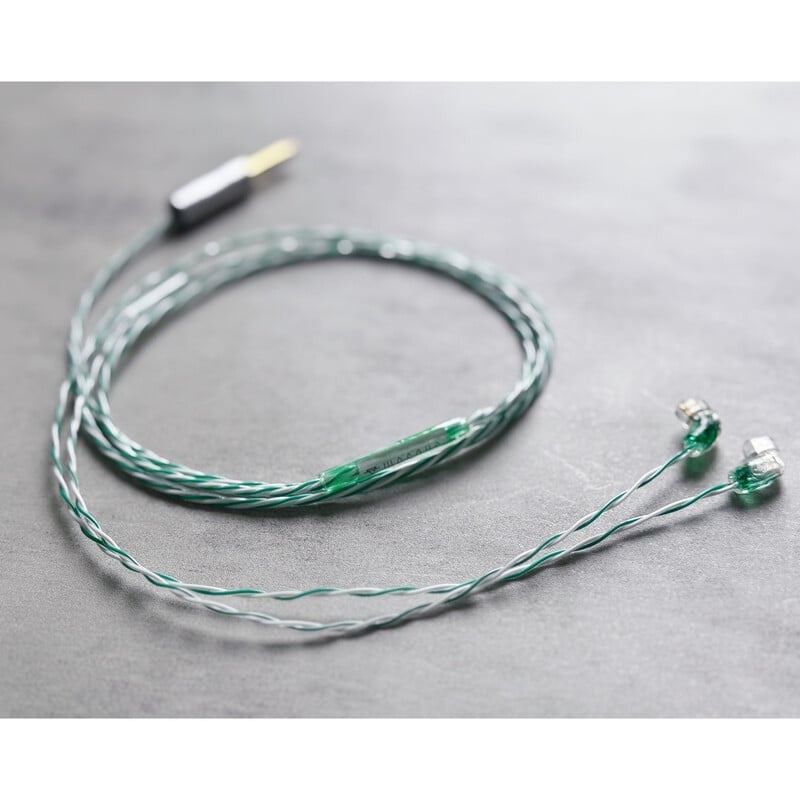 Agave Lily / WAGNUS. Original 4.4mm 5-pole Plug EIR - “ORO” / qdc / NDT製法仕様 ロゴ&イヤーコネクタアートワーク