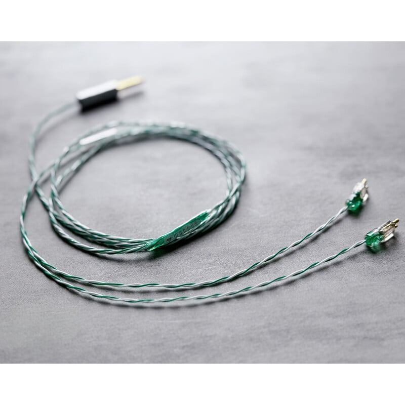 Agave Lily / WAGNUS. Original 4.4mm 5-pole Plug EIR - “ORO” / FitEar / NDT製法仕様 ロゴ&イヤーコネクタアートワーク