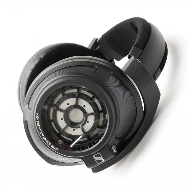 HD 820
