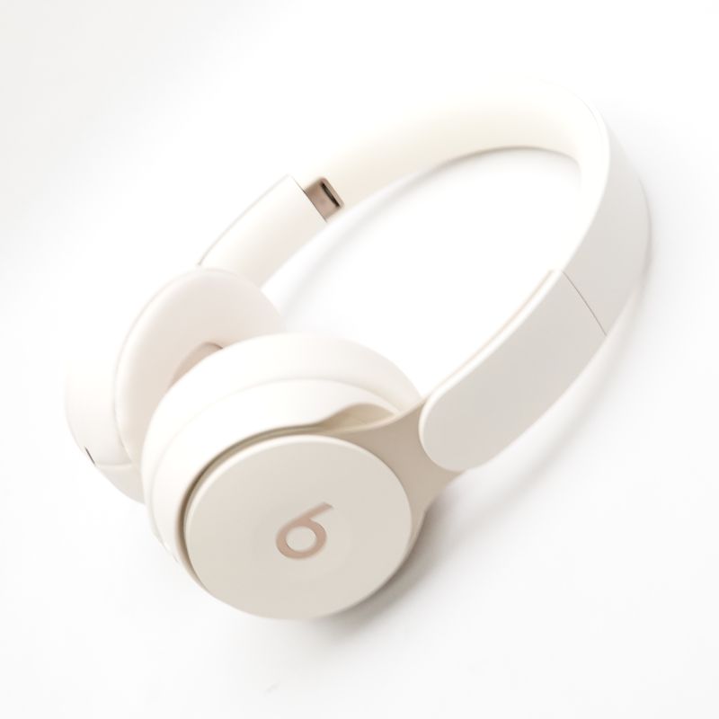 Beats Solo Pro アイボリー [MRJ72FE/A]