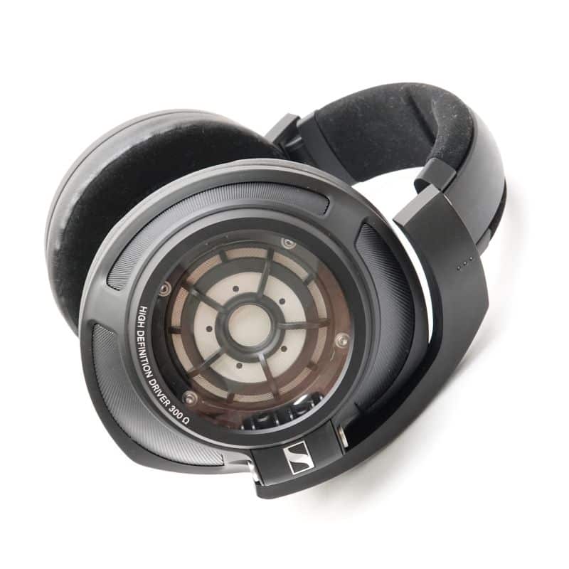 HD 820