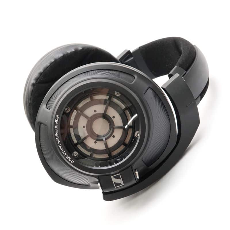 HD 820