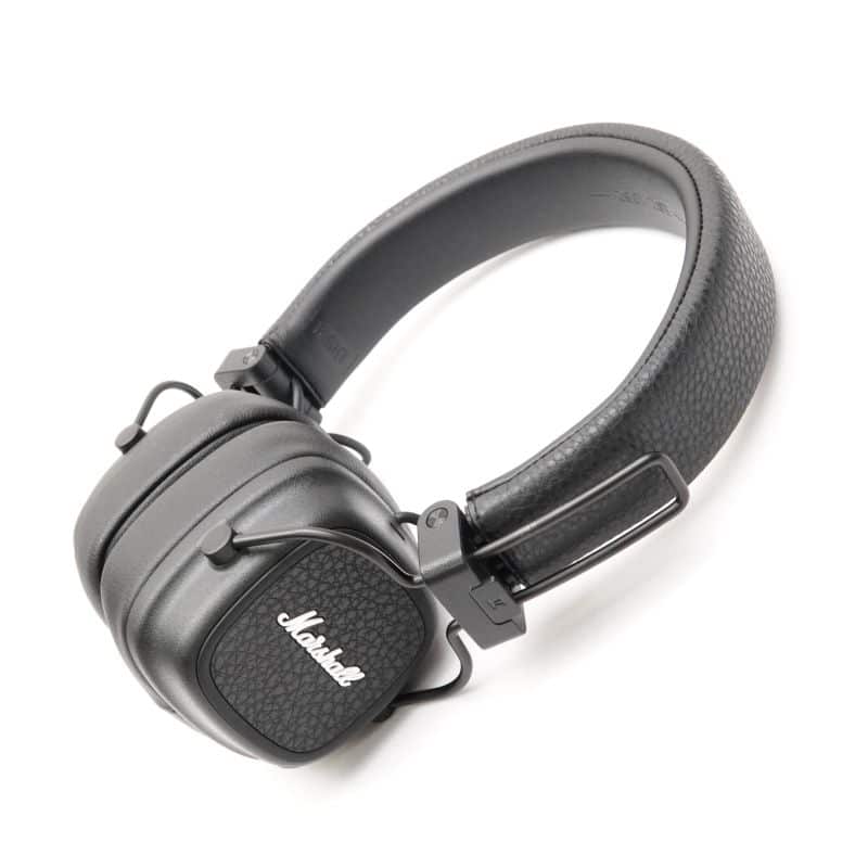 Major V Black