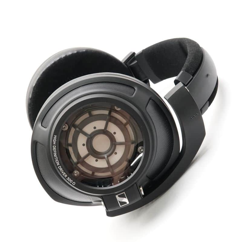 HD 820