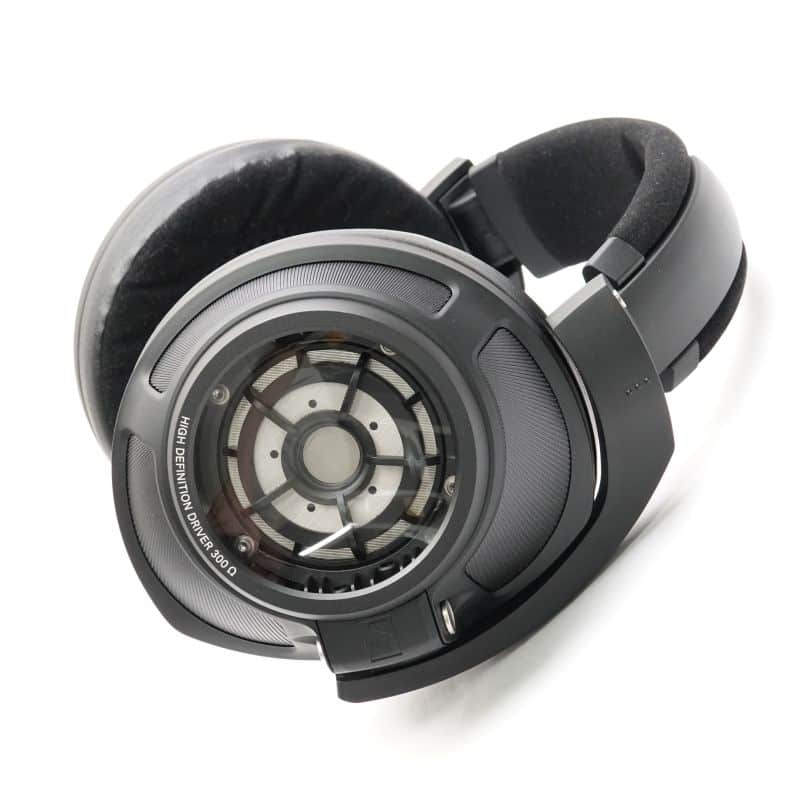 HD 820
