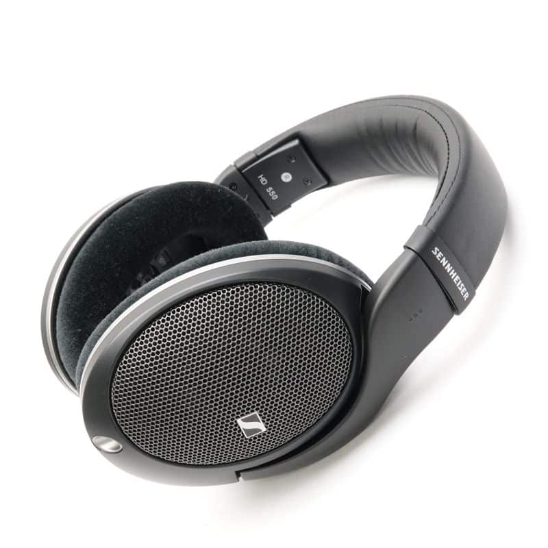 HD 550