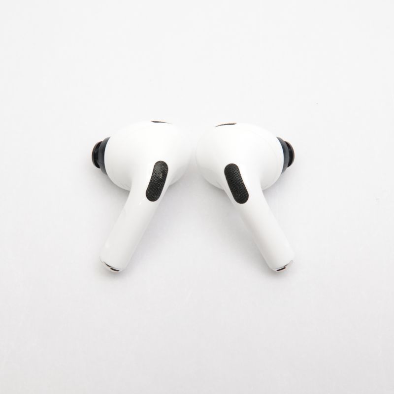 Apple AirPods Pro(2G)(Lightningケース付) [MQD83J/A] 中古 