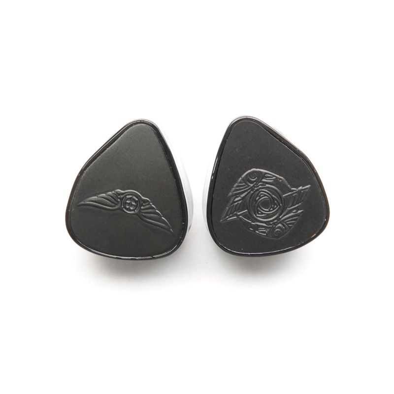 【期間限定】　超美品　Empire Ears Raven Empire Ears、新フラッグシップIEMがベースの限定モデル「RAVEN