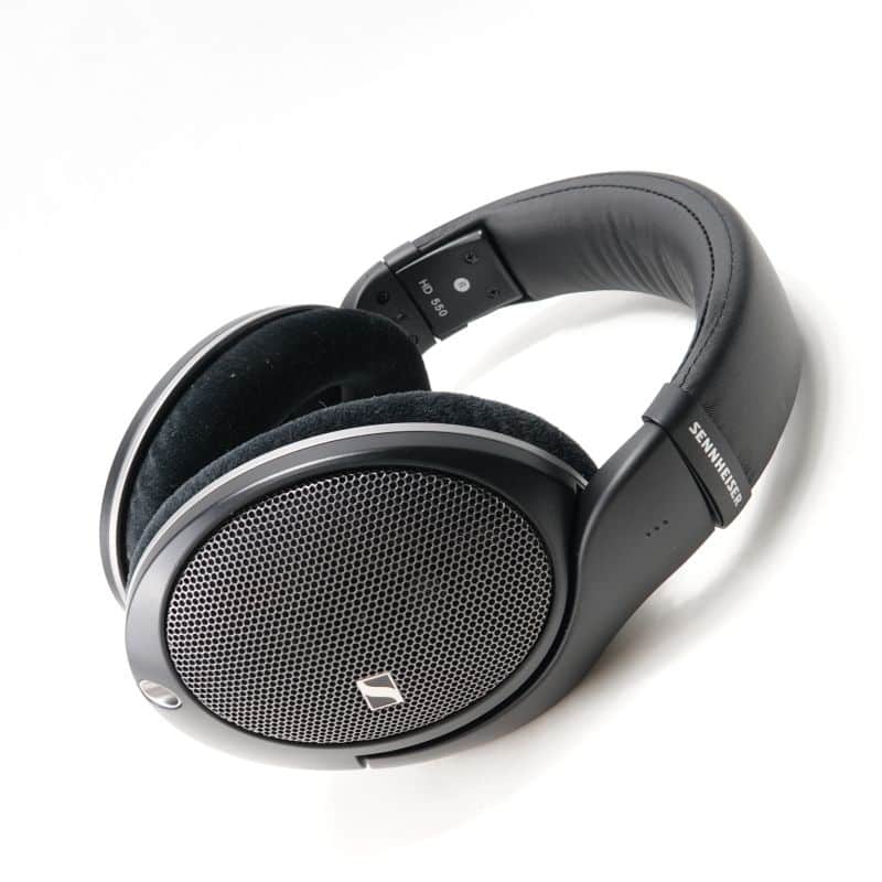 HD 550