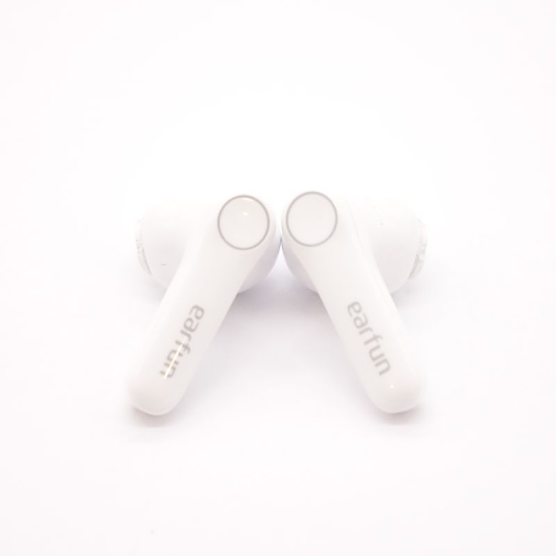 Air Pro 4+ - White
