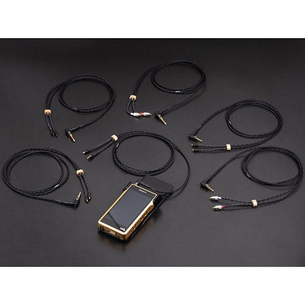 YATONO-LE- 5極Φ4.4mmプラグ-ゼンハイザー IE300/IE900用MMCX [YTNLELB544ZIEM]