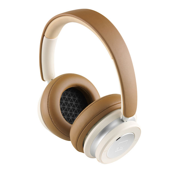 iO6 キャラメルホワイト