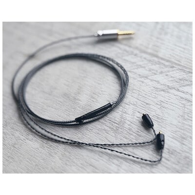 Black Diamond Vier / 4.4mm 5極 AEC製金メッキプラグ / MMCX / ロゴ&イヤーコネクタアートワーク ブラックキュービックジルコニア装飾