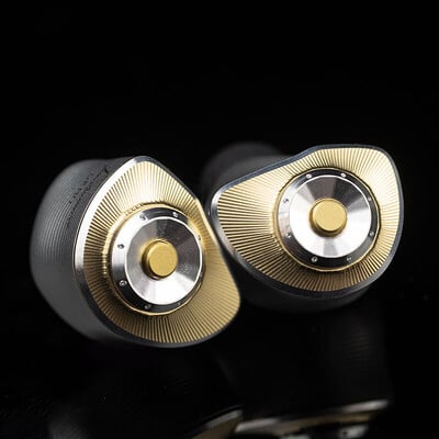 SPECTRUMICA(2025年11月15日発売予定)