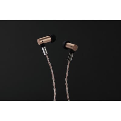 S6000（2025年12月19日発売予定）