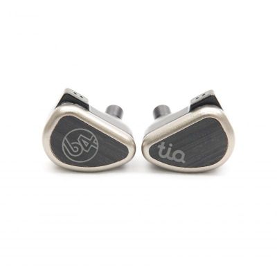 64 AUDIO イヤホン・カスタムIEM(インイヤーモニター)・ケーブル