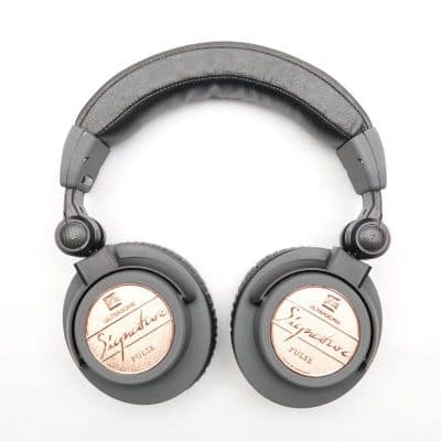 ULTRASONE イヤホン・ヘッドホン 商品一覧|新品・中古通販 ULTRASONE イヤホン・ヘッドホン 商品一覧|新品・中古通販