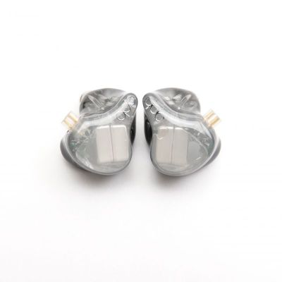 Studio 8SS [QDC-STUDIO-8SS]