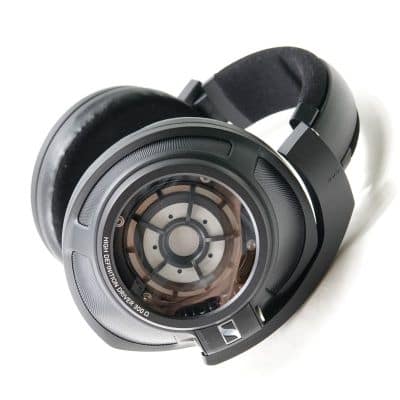 HD 820