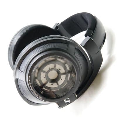 HD 820