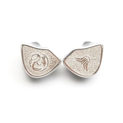 銀龍王 SILVER DRAGON KING (Univer [SILVER DRAGON KING]