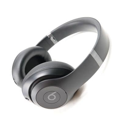 Beats Studio Proワイヤレスヘッドフォン — [MQTP3PA/A]