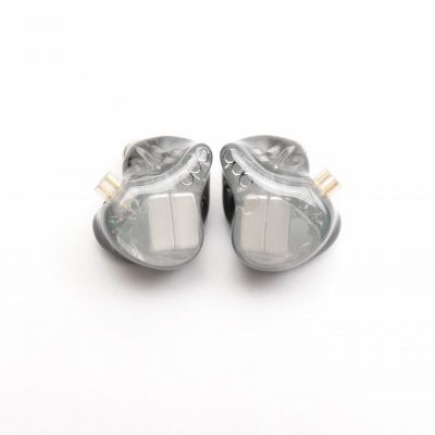 Studio 8SS [QDC-STUDIO-8SS]