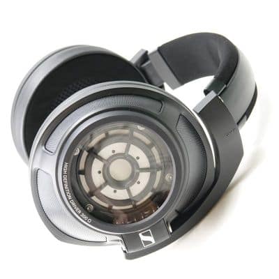 HD 820