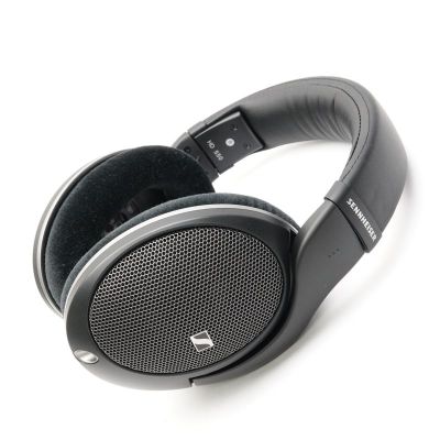 HD 550