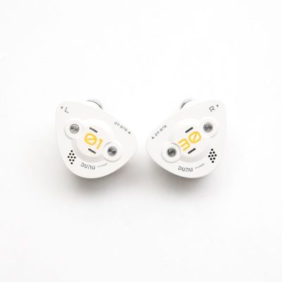 DK3001 BD DUNU ホワイト DK3001 BD（中古美品） DUNU-TOPSOUND 【中古】DK3001 BD【秋葉原】 – e☆イヤホン