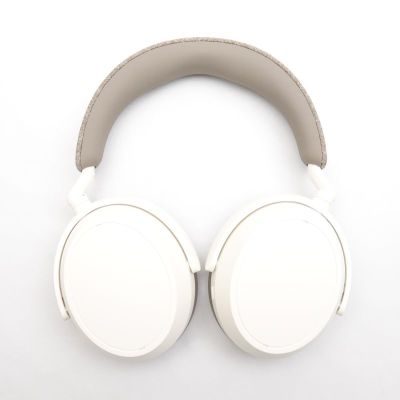SENNHEISER MOMENTUM 4 Wireless WHITE [M4AEBT WHITE] 中古