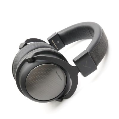 T5 (3rd generation) [717789]