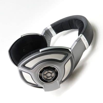 HD700